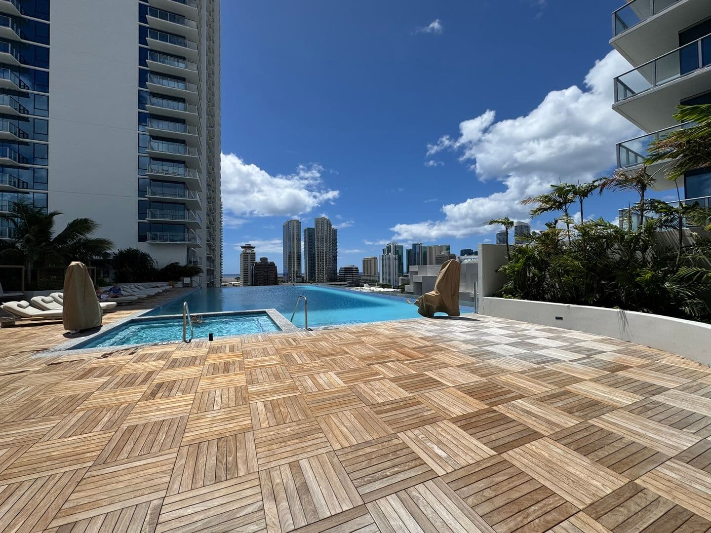 Honolulu Condo: 1515 Liona Street #2707
