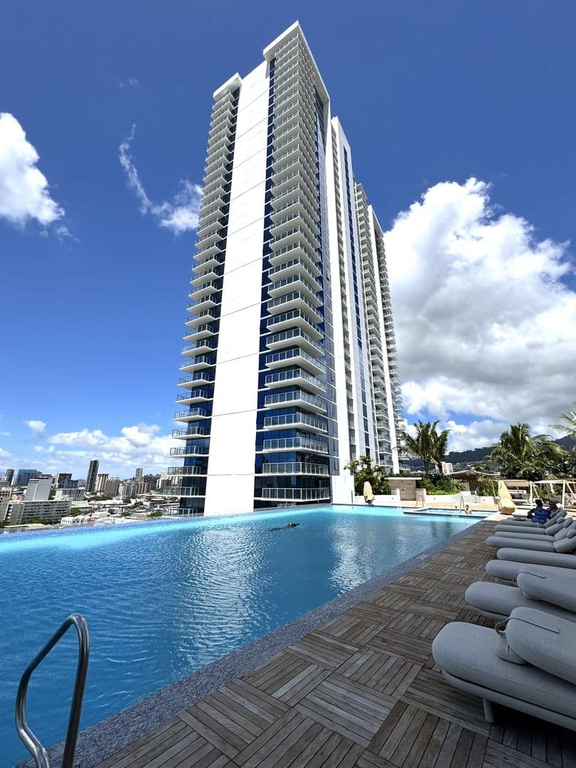Honolulu Condo: 1515 Liona Street #2707