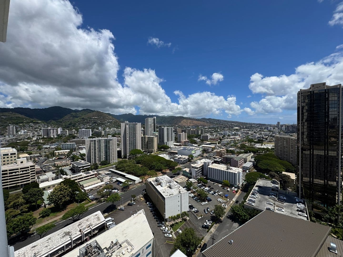 Honolulu Condo: 1515 Liona Street #2707