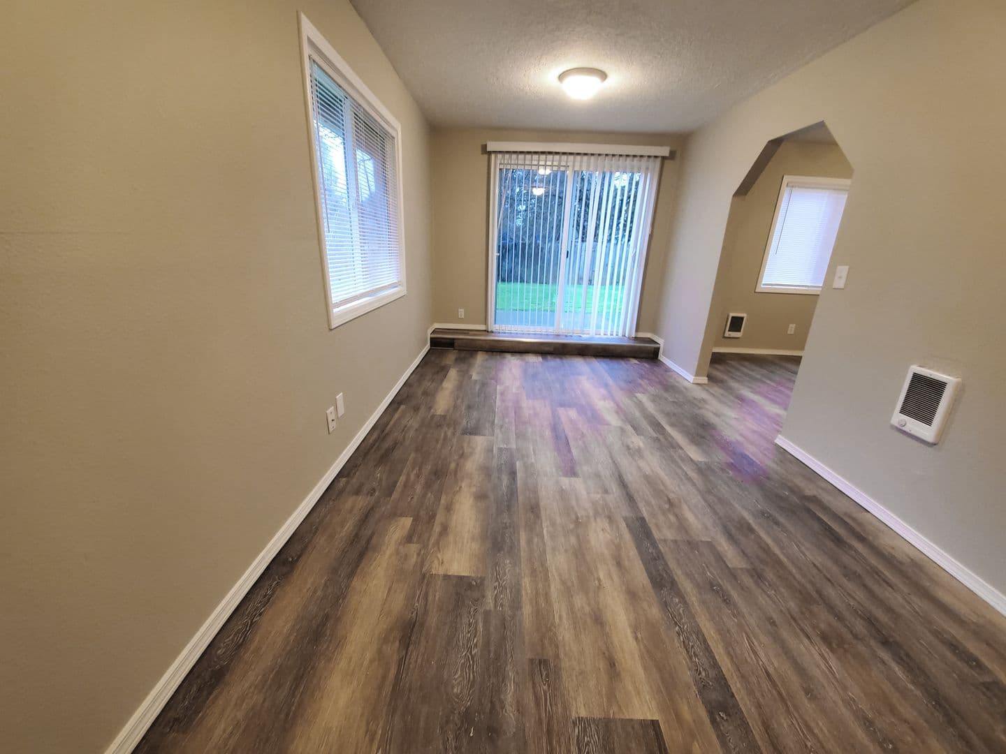 Milwaukie Multiplex: 13214 - 13320 River Rd