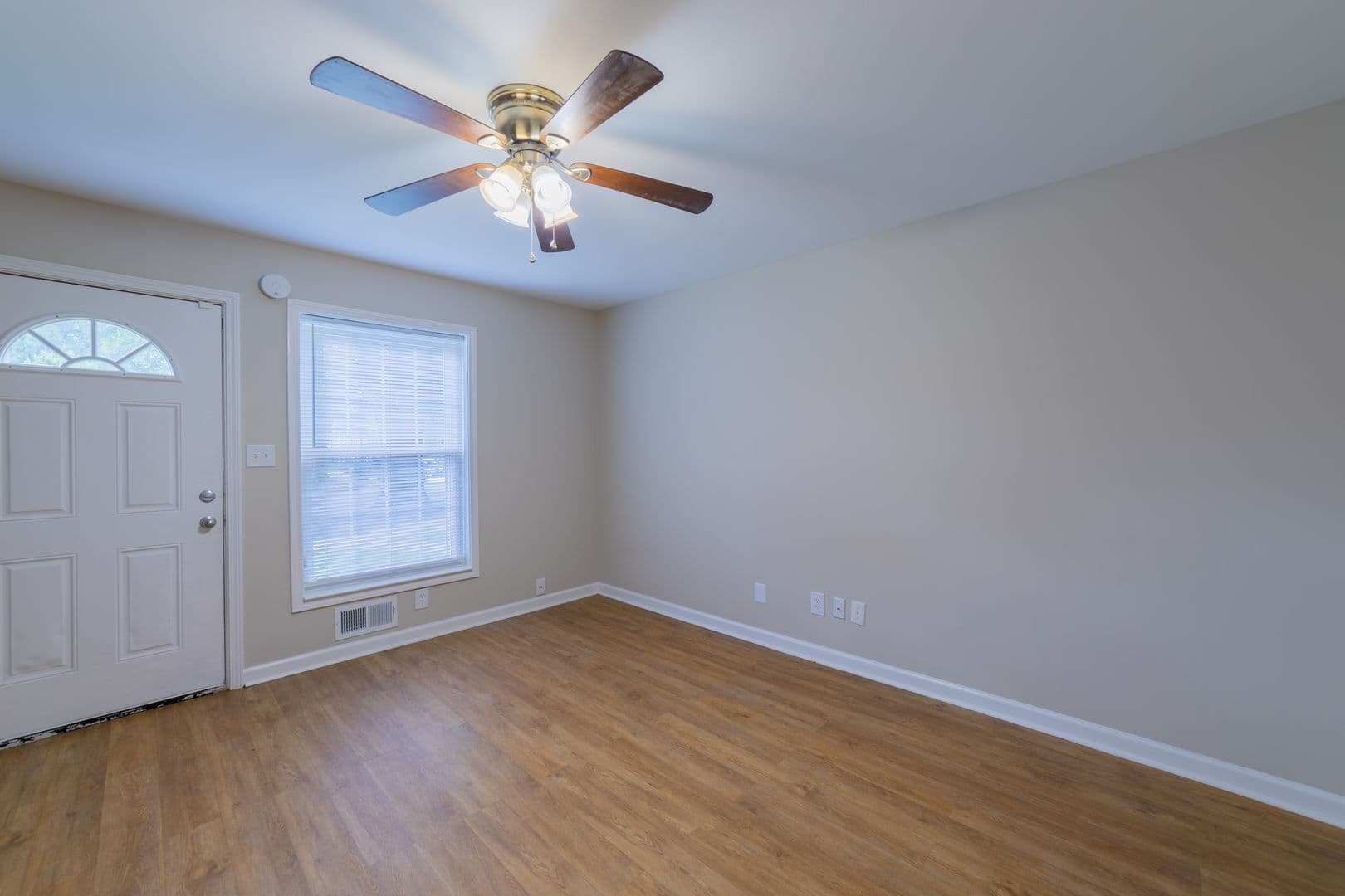 Marietta Townhome: 676 Horizon Place
