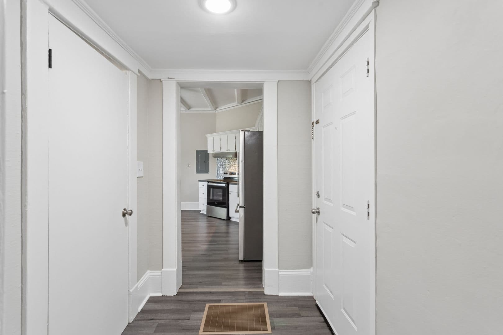 Marietta Apartment: 39 Trammell St SW