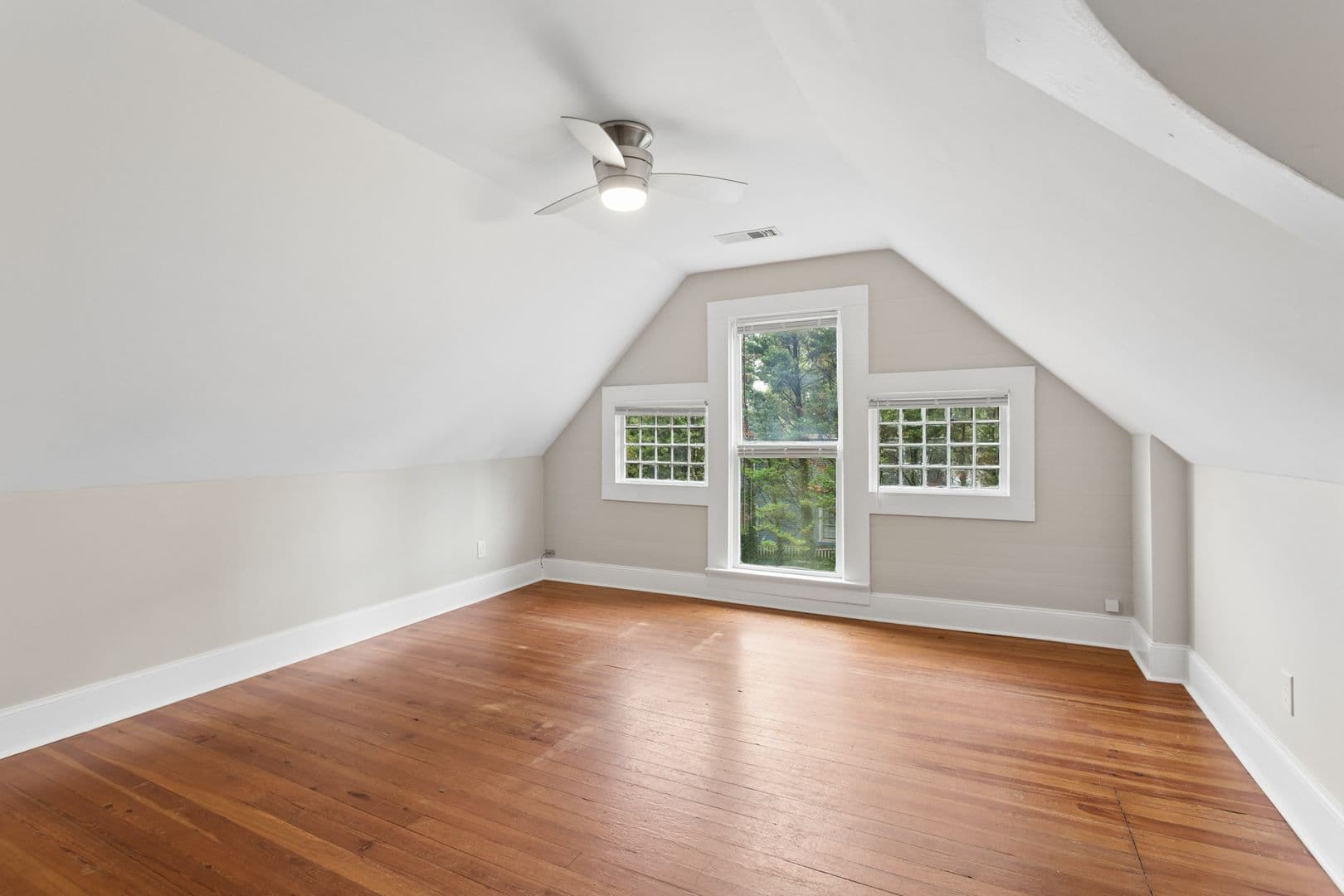 Marietta Apartment: 39 Trammell St SW