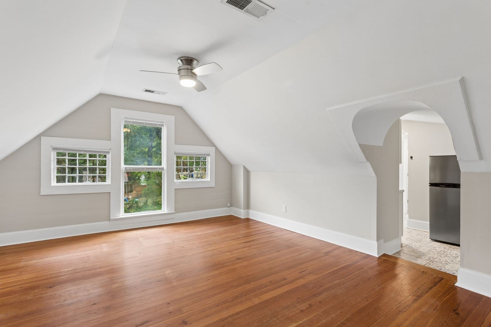 Marietta Apartment: 39 Trammell St SW