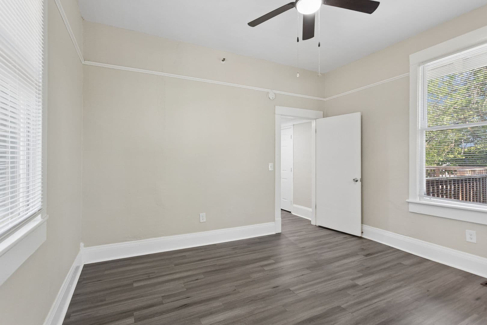 Marietta Apartment: 39 Trammell St SW