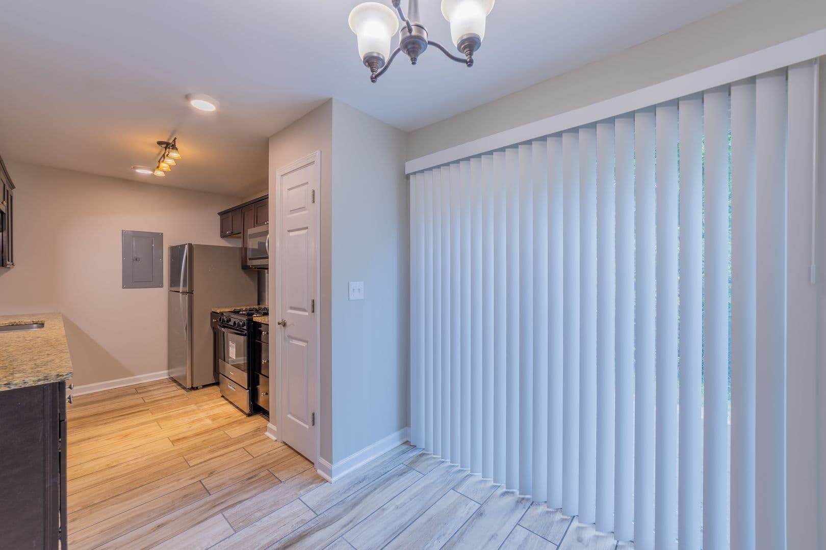 Marietta Townhome: 676 Horizon Place