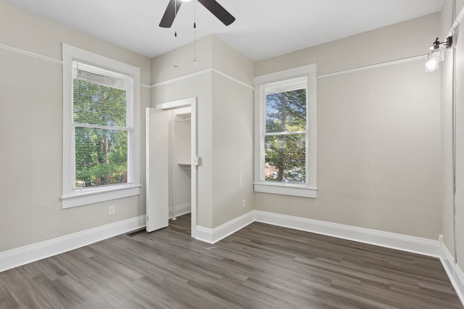 Marietta Apartment: 39 Trammell St SW