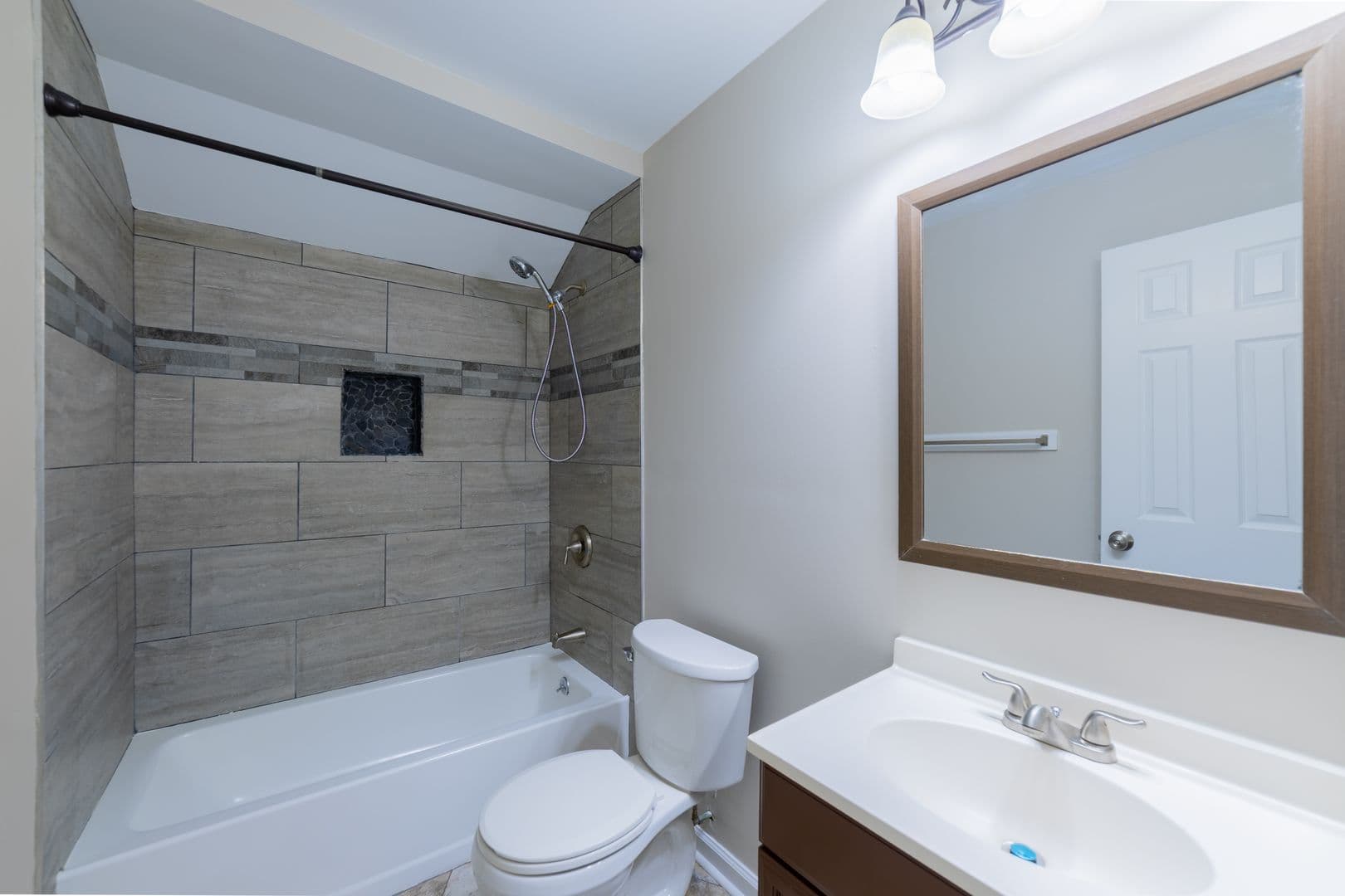 Marietta Townhome: 676 Horizon Place
