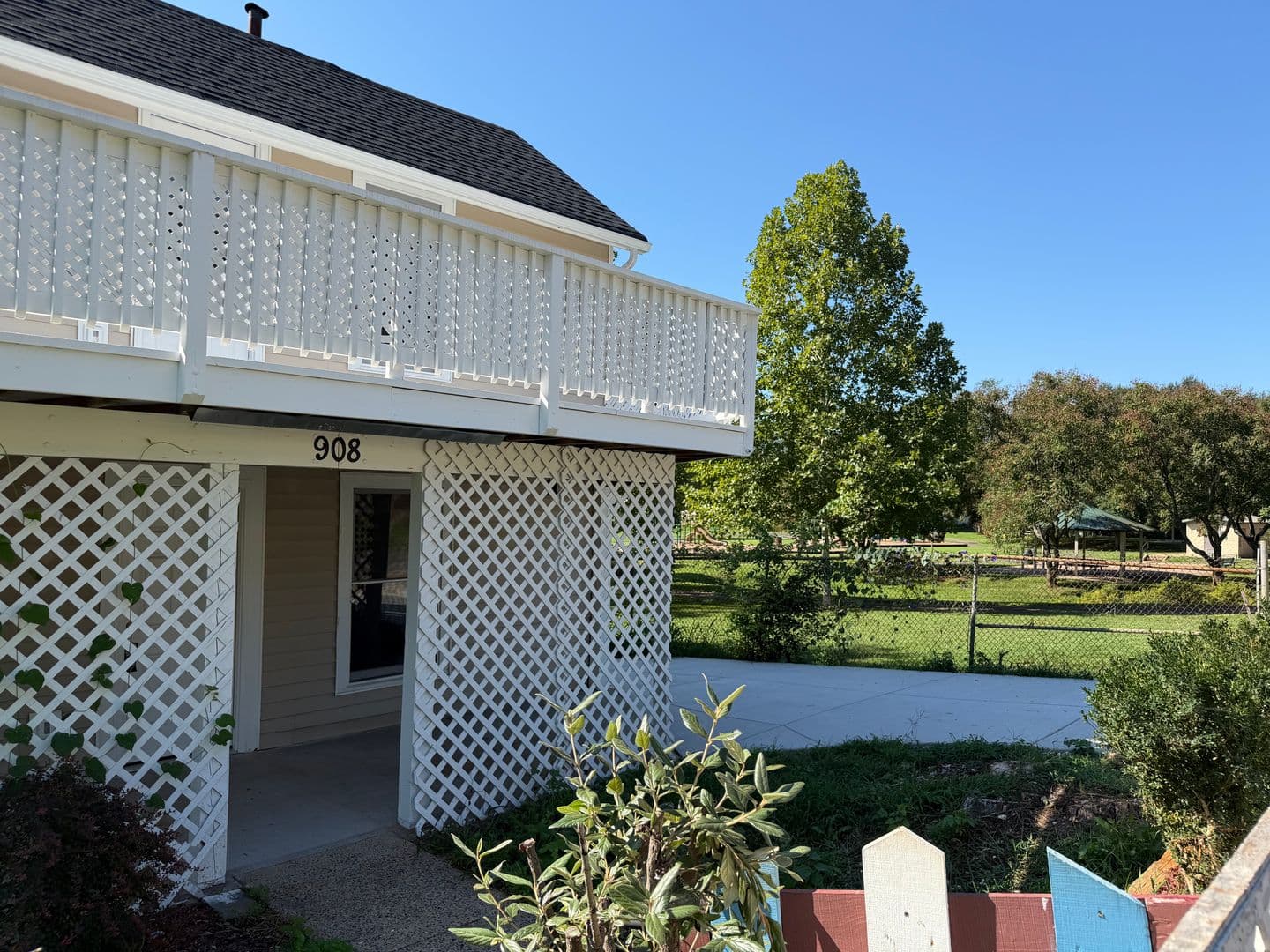 Charlottesville House: 908 Rives Street