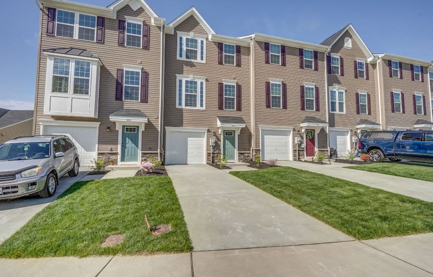 Palmyra Townhome: 85-B Virginia Avenue