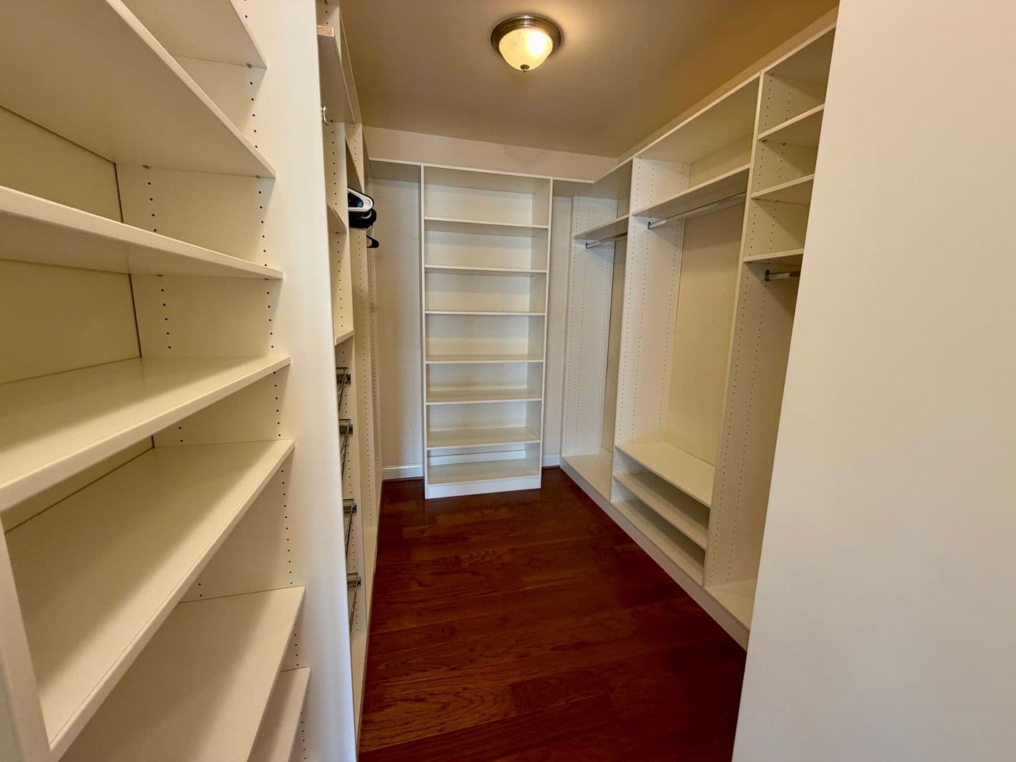 Crozet House: 6883 Birmingham Drive