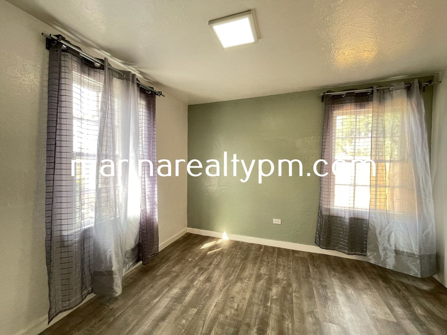Vallejo House: 426 Springs Rd