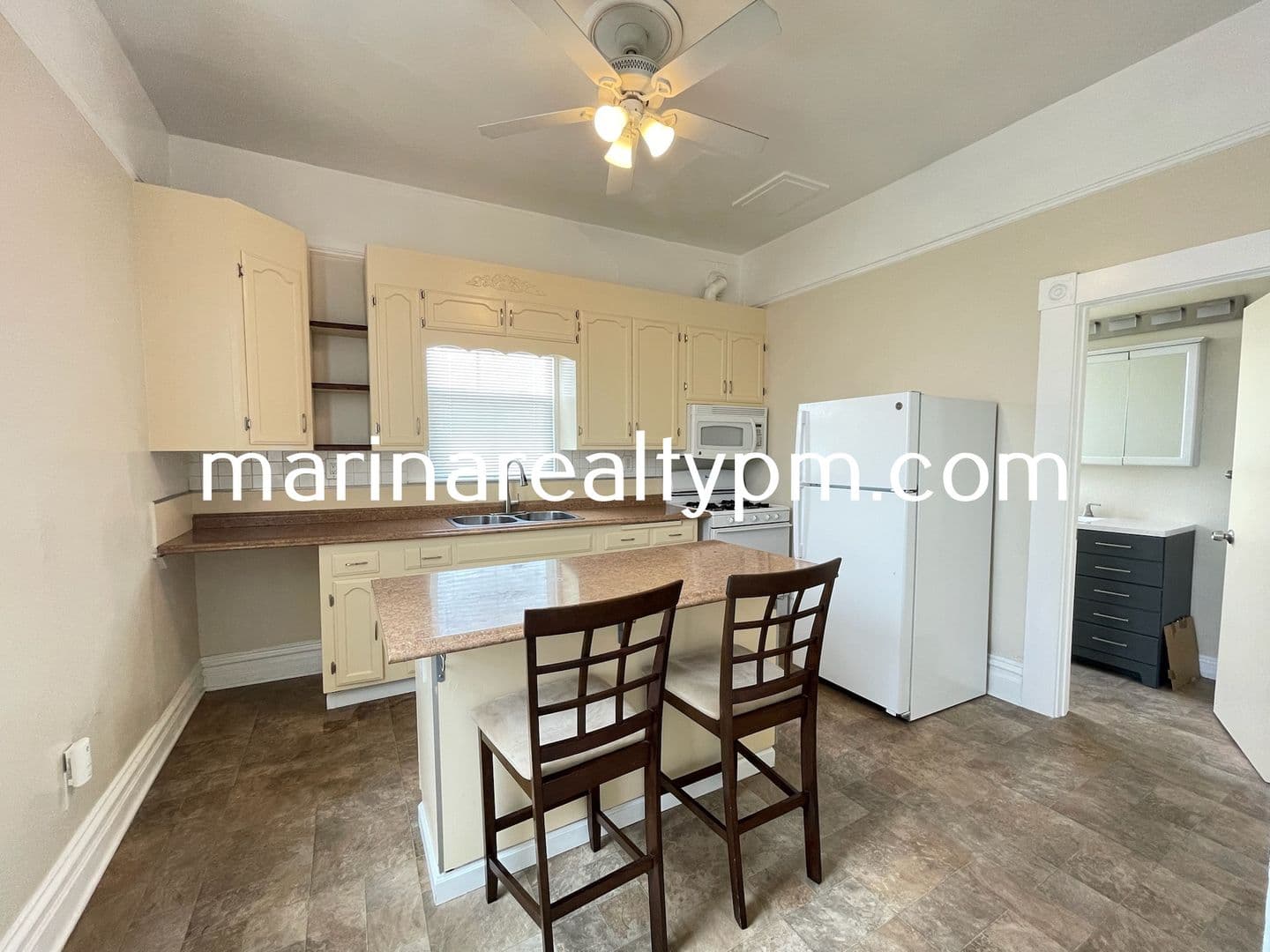 Vallejo Apartment: 1319 #6-#5-#4 Sonoma &1323 Sonoma Blvd