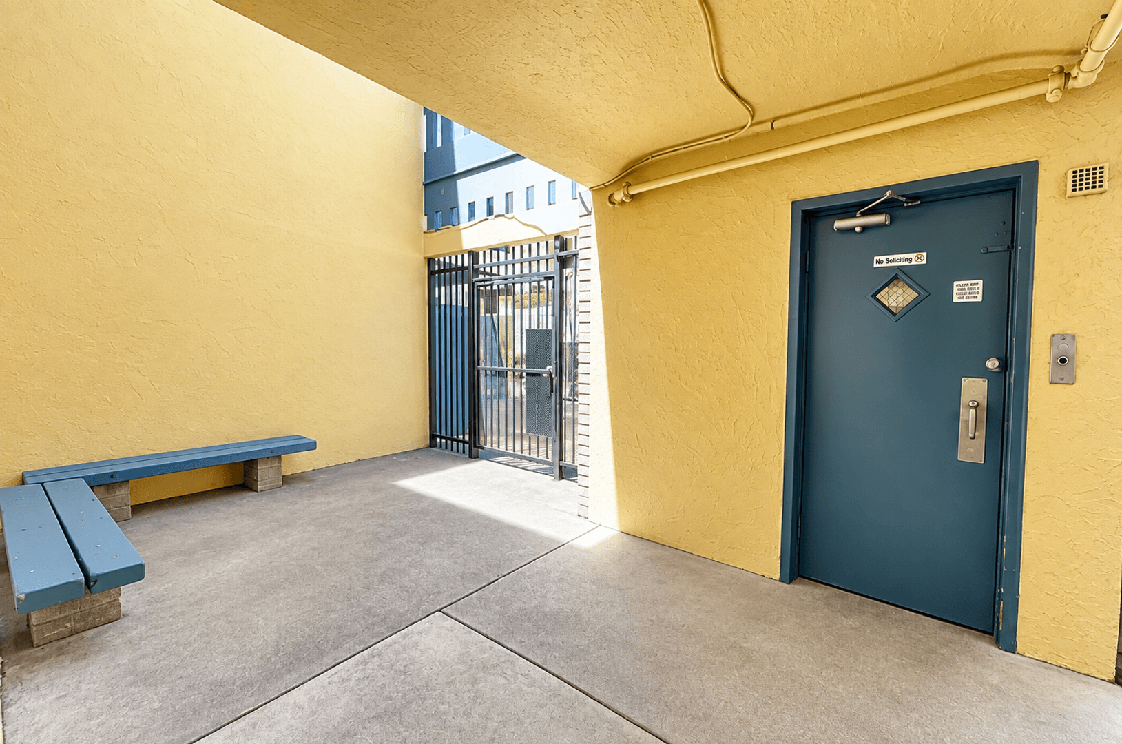 San Pablo Apartment: 1230 Brookside Drive