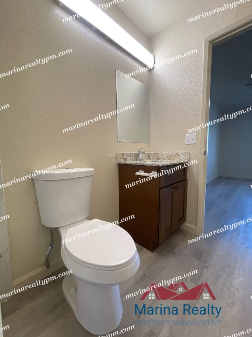 Fairfield Apartment: 1220 Dana Dr