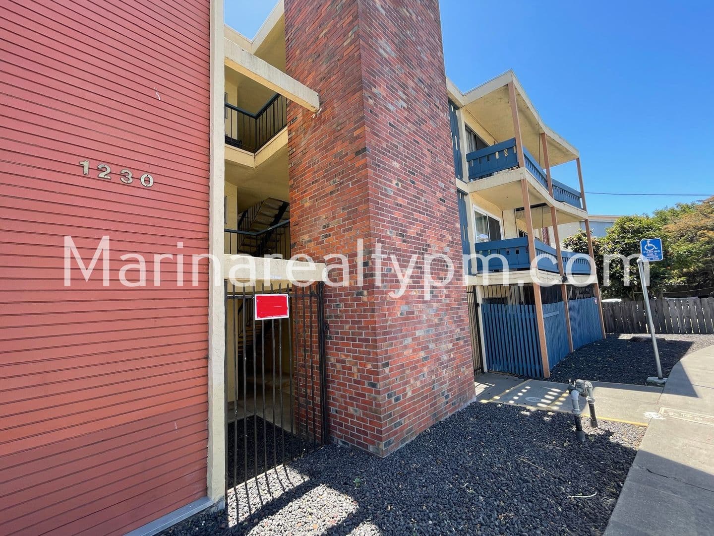 San Pablo Apartment: 1230 Brookside Drive