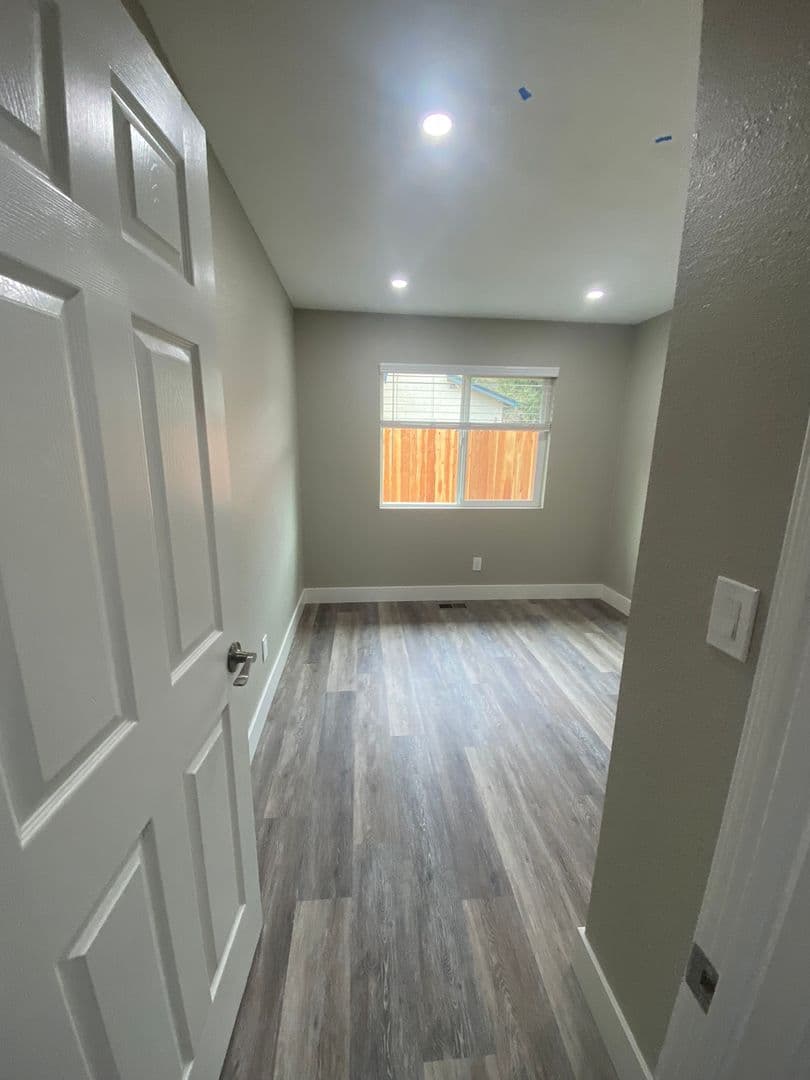Vallejo House: 196 Platt Ct