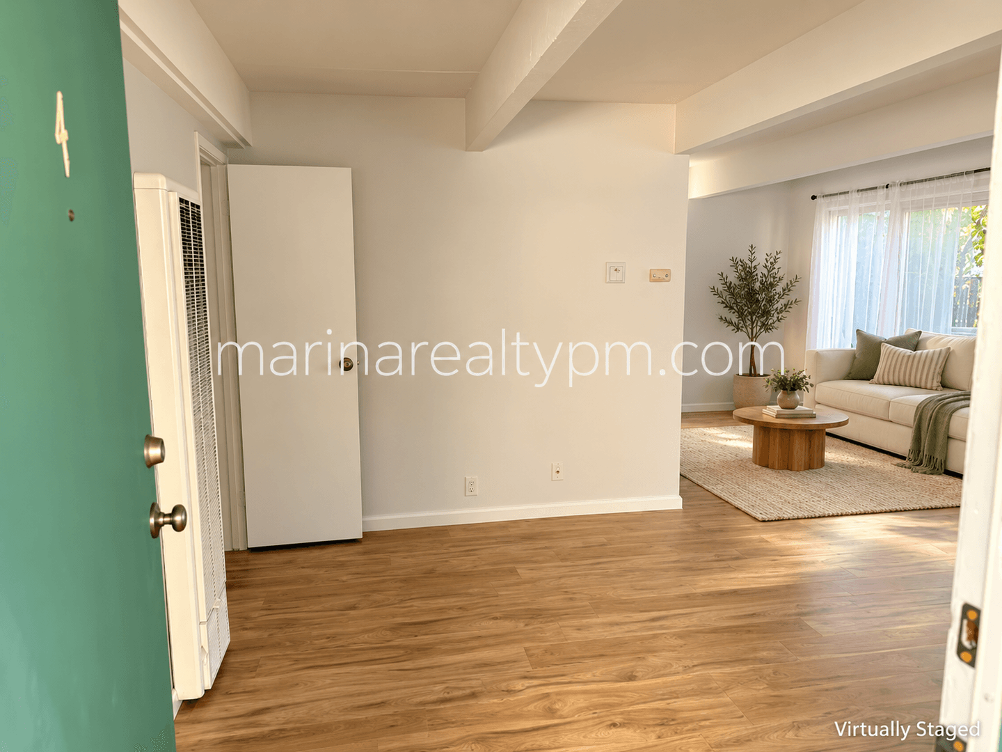 Vallejo Apartment: 240 Holly St. #1-14