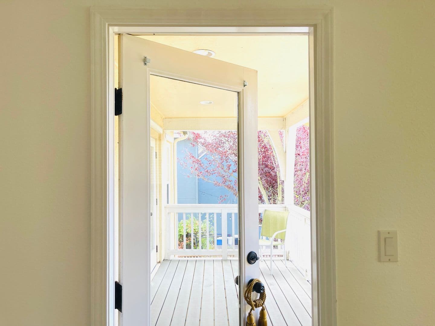 Vallejo House: 4285 Bromley Ct