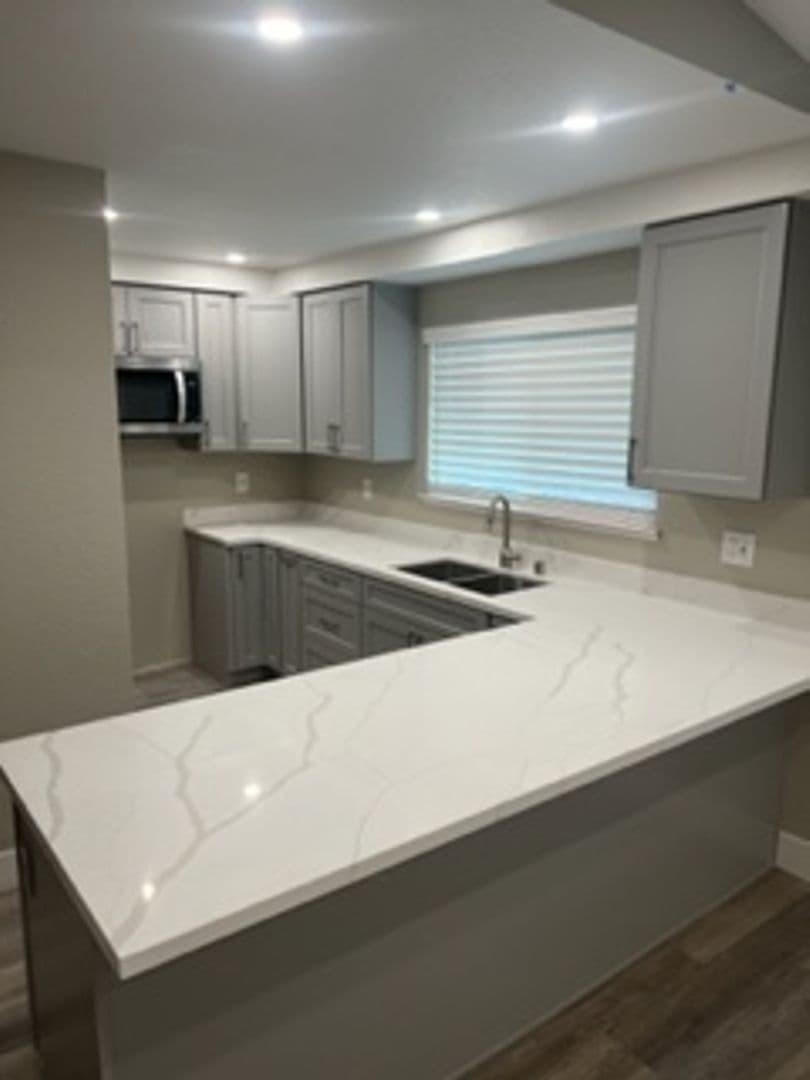 Vallejo House: 196 Platt Ct
