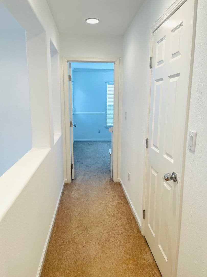 Vallejo House: 4285 Bromley Ct