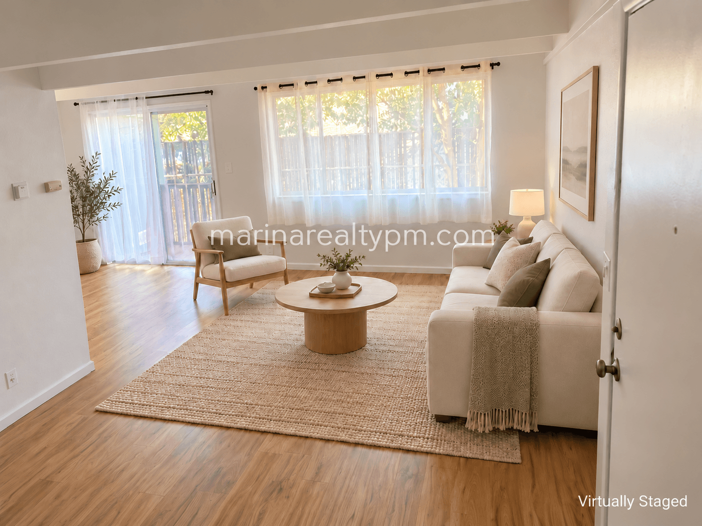 Vallejo Apartment: 240 Holly St. #1-14