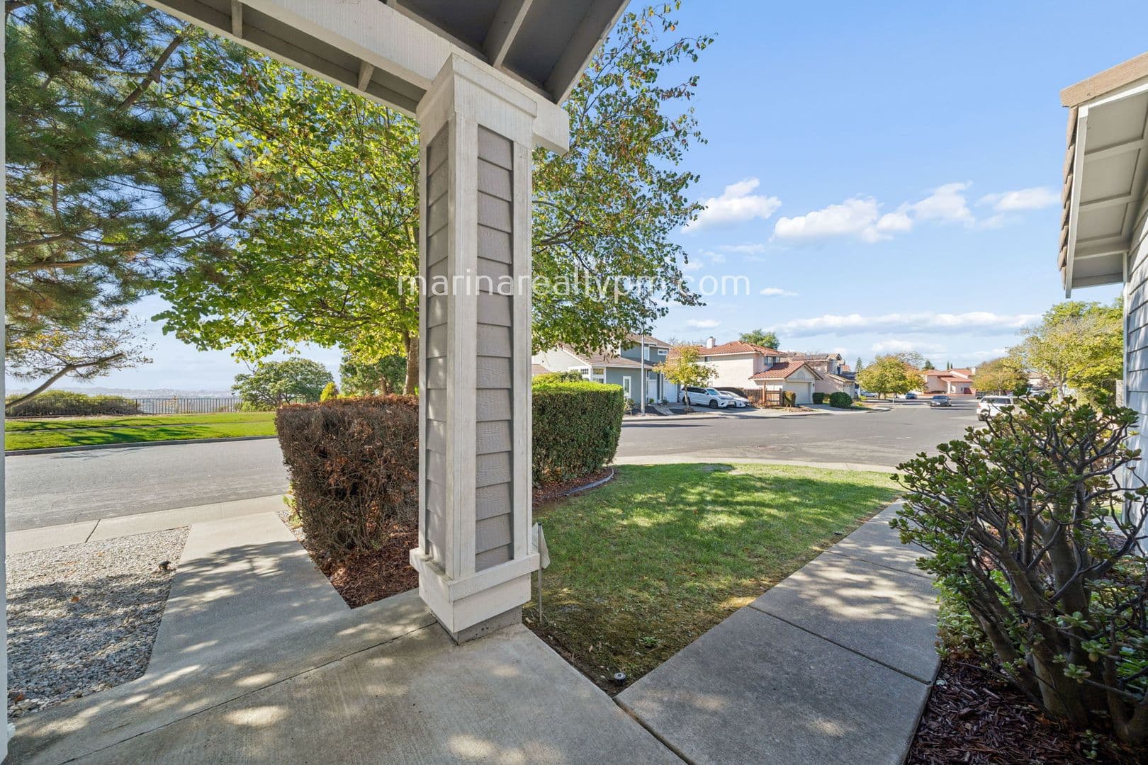 Vallejo House: 103 Bolton Way Vallejo