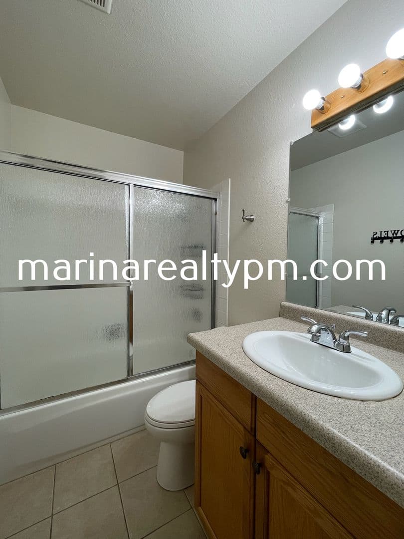 Vacaville Apartment: 410 Marshall Road