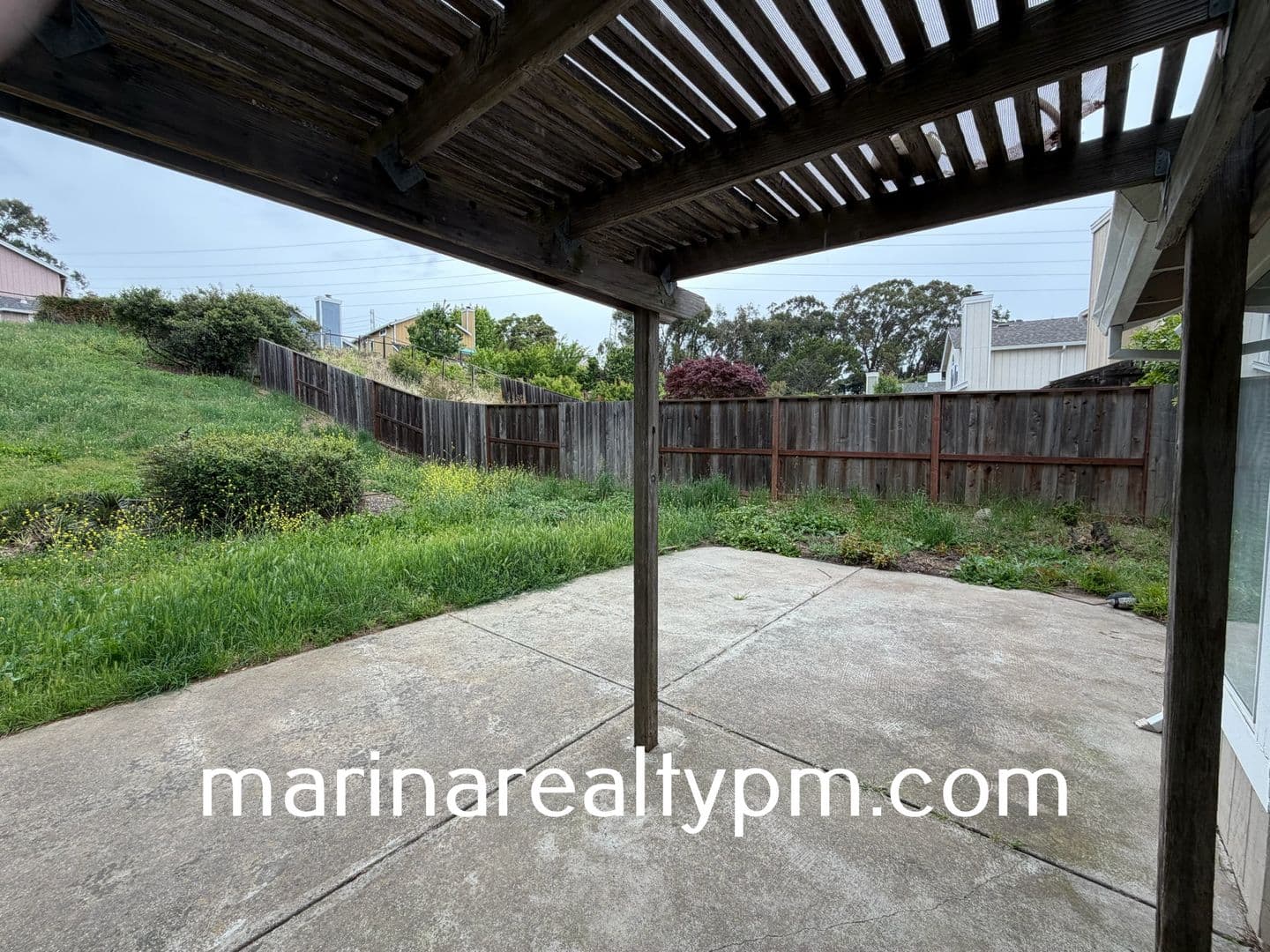 Vallejo House: 115 James River Rd