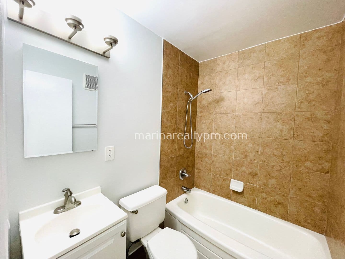 San Pablo Apartment: 1230 Brookside Drive