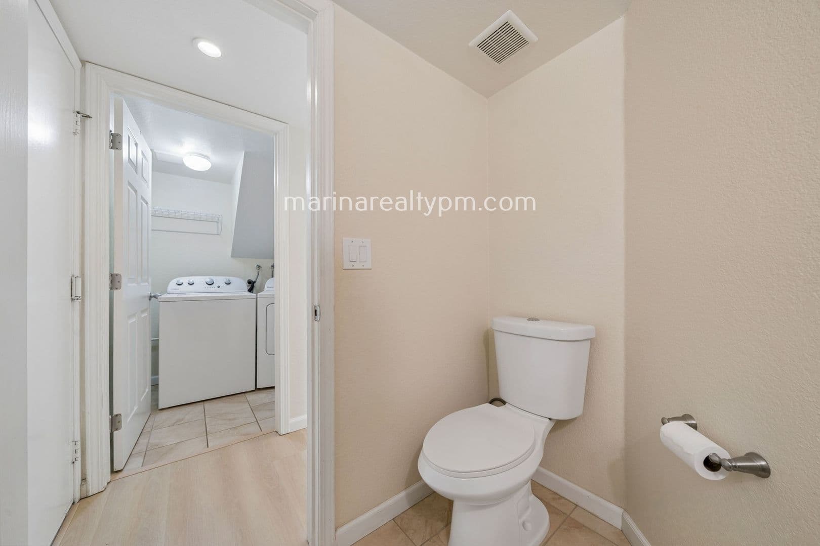 Vallejo House: 103 Bolton Way Vallejo