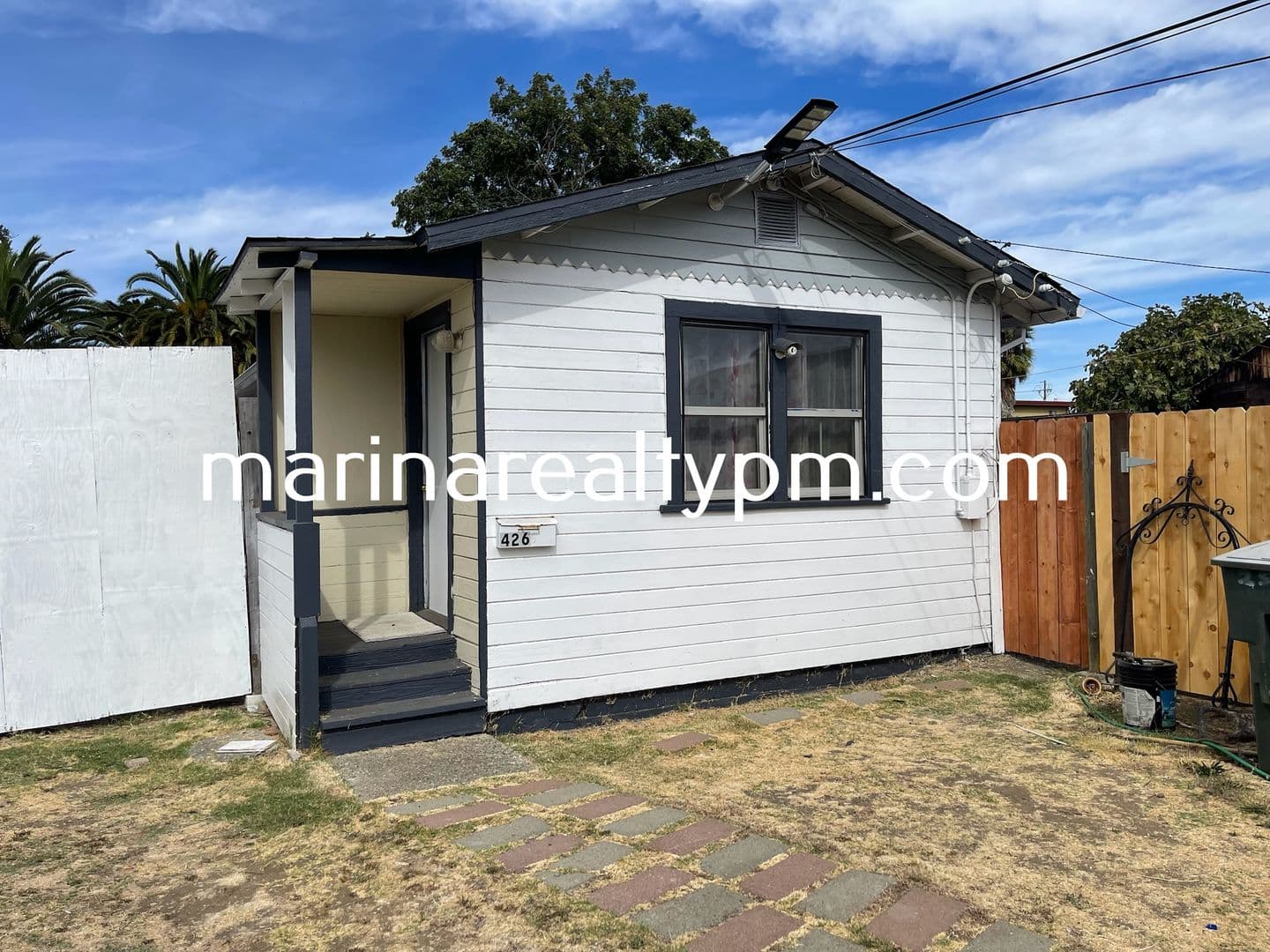 Vallejo House: 426 Springs Rd