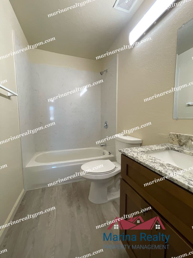Fairfield Apartment: 1220 Dana Dr