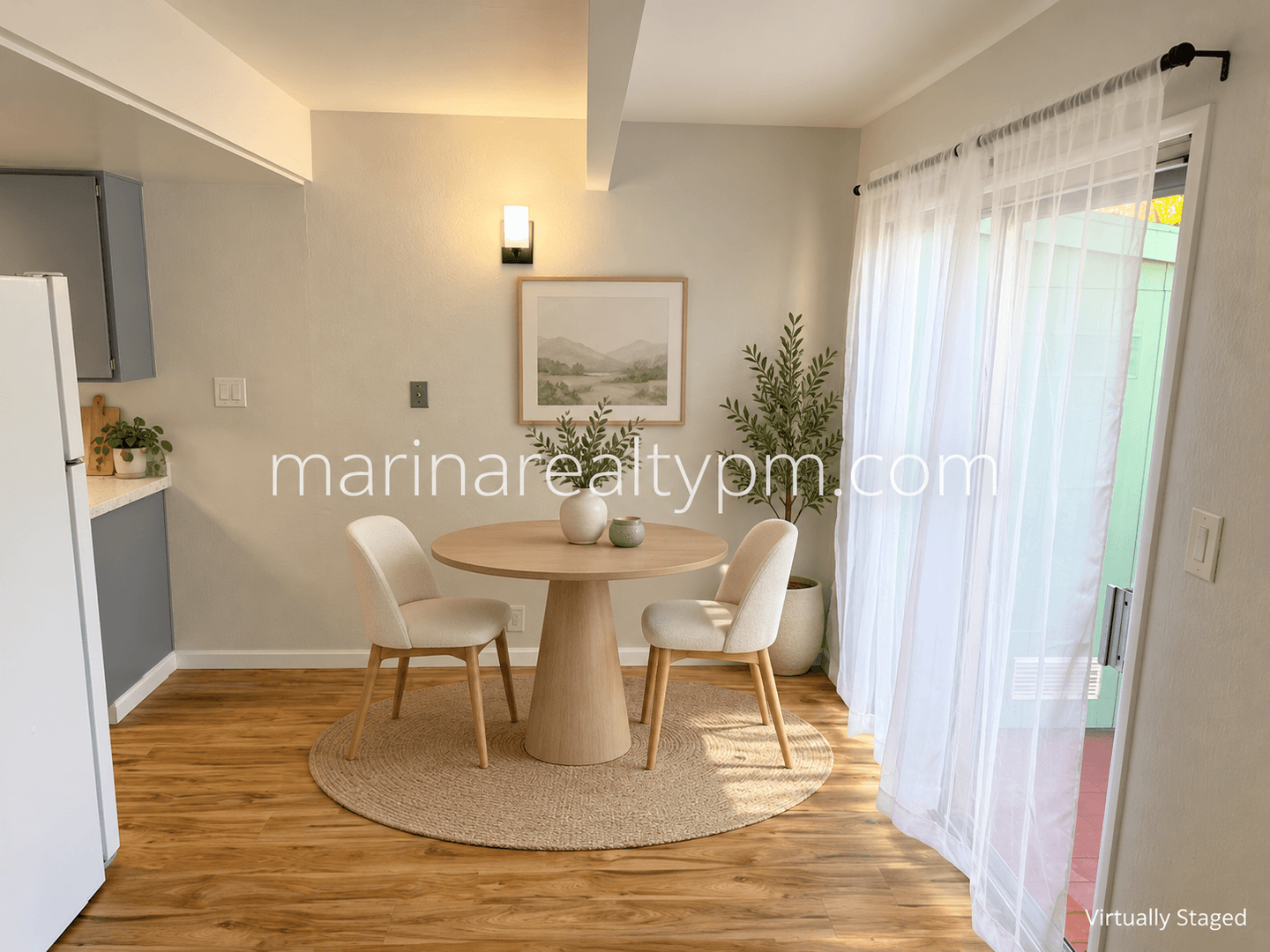 Vallejo Apartment: 240 Holly St. #1-14