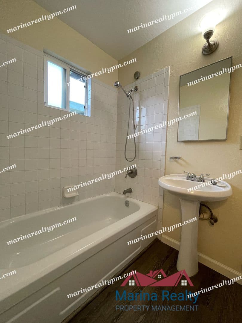 Vallejo Apartment: 630-644 Lincoln Rd East