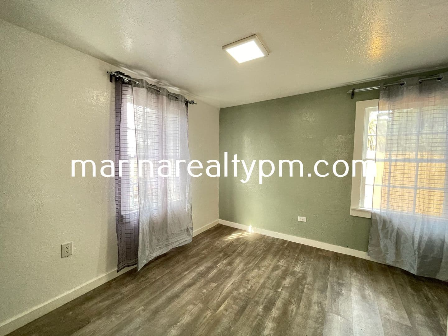 Vallejo House: 426 Springs Rd