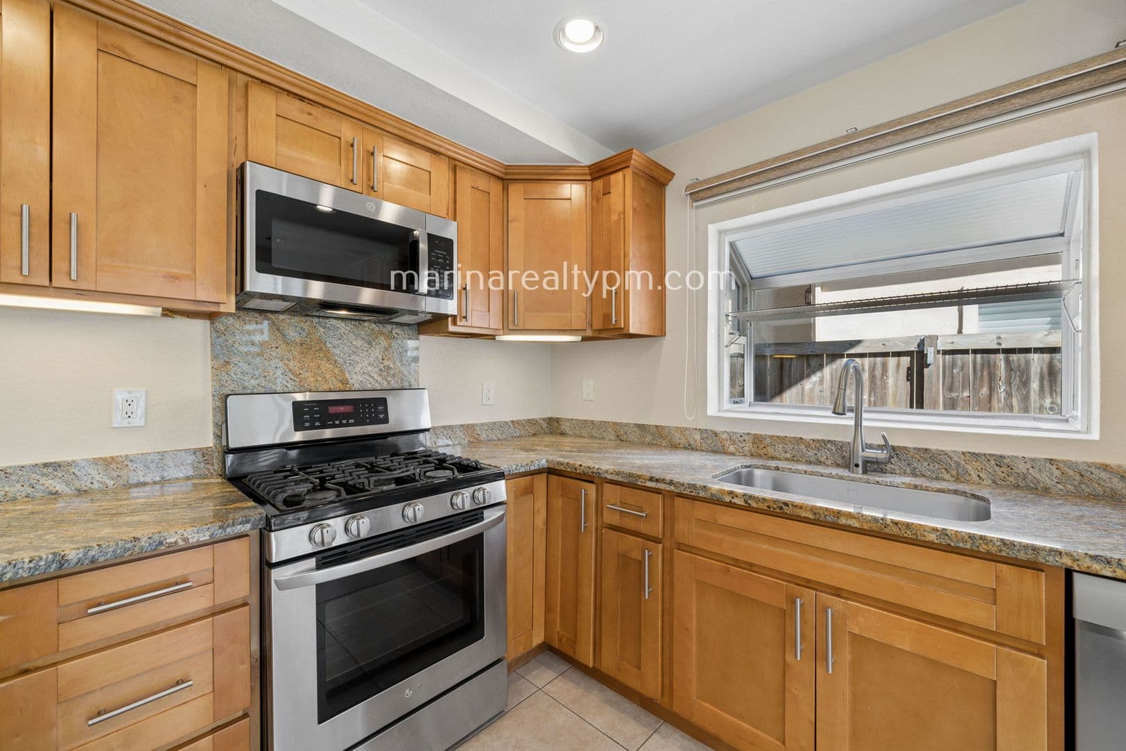Vallejo House: 103 Bolton Way Vallejo