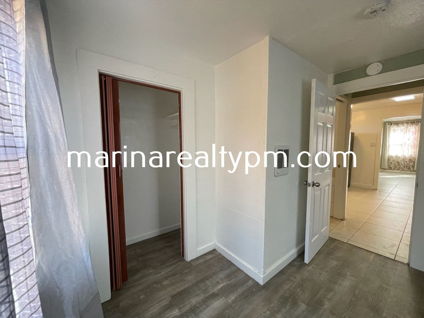 Vallejo House: 426 Springs Rd