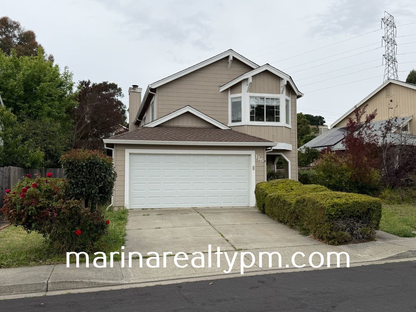 Vallejo House: 115 James River Rd