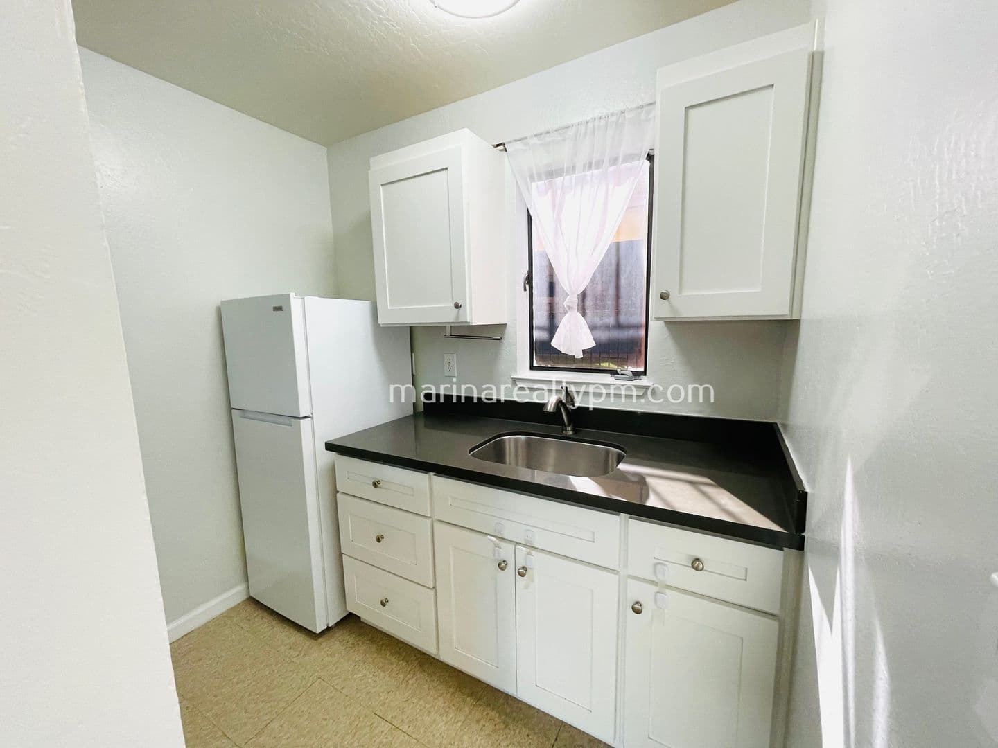 San Pablo Apartment: 1230 Brookside Drive