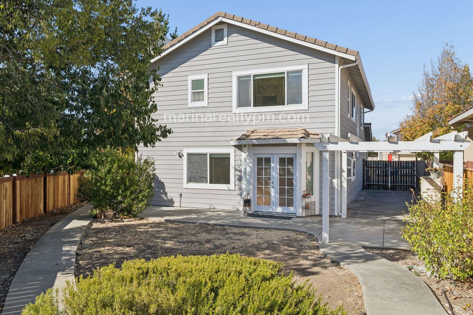 Vallejo House: 103 Bolton Way Vallejo