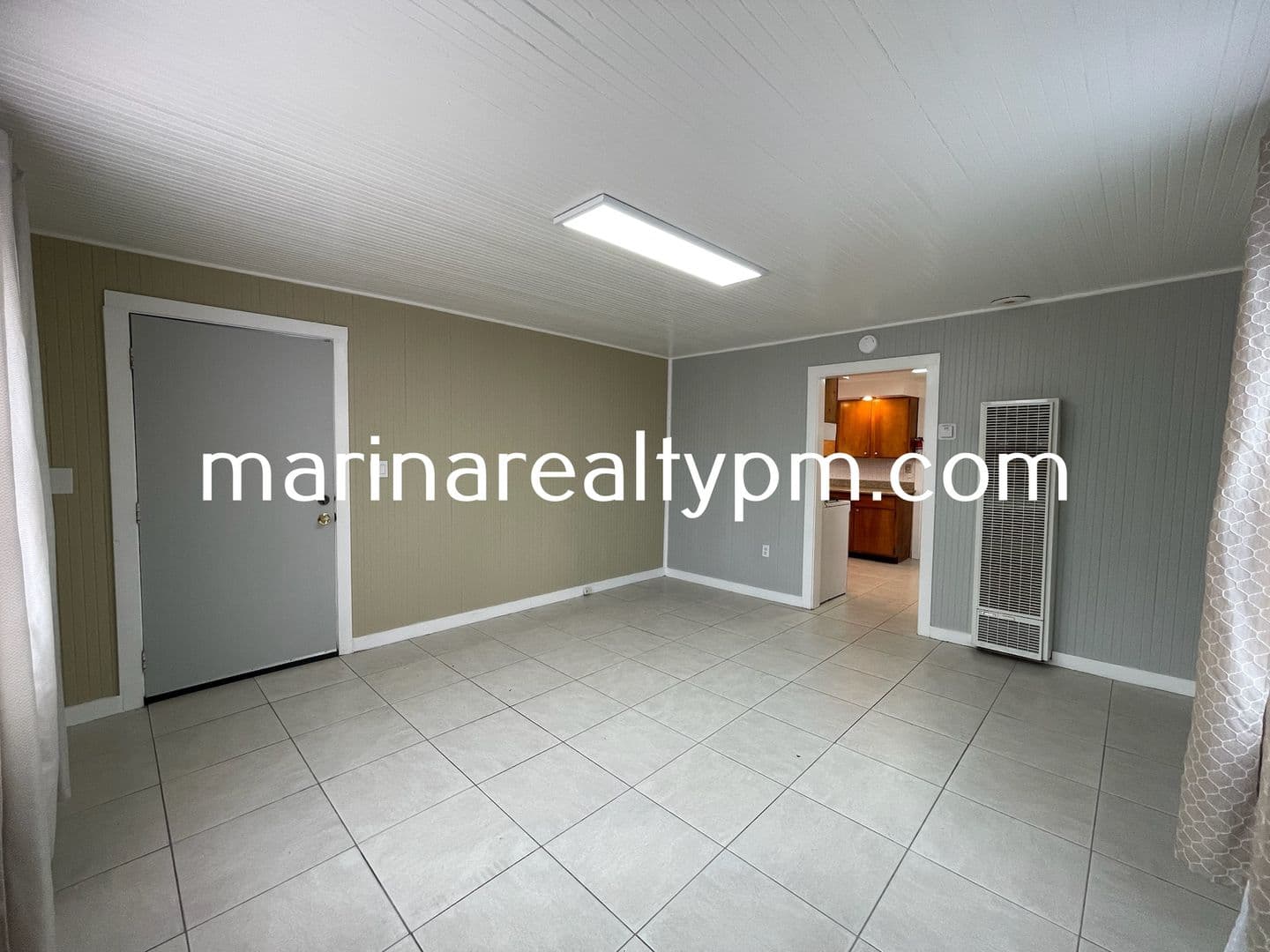 Vallejo House: 426 Springs Rd