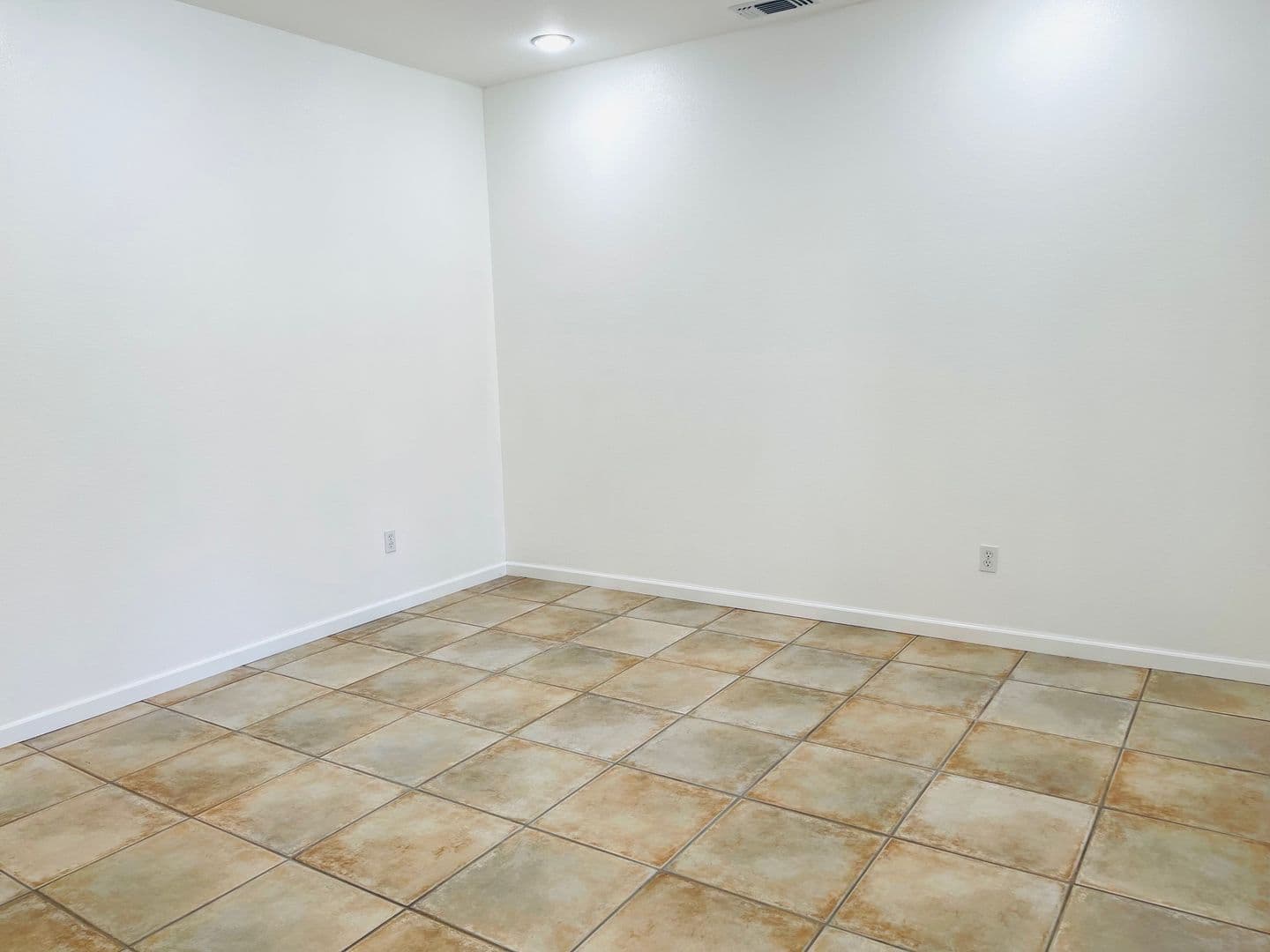 Vallejo House: 4285 Bromley Ct