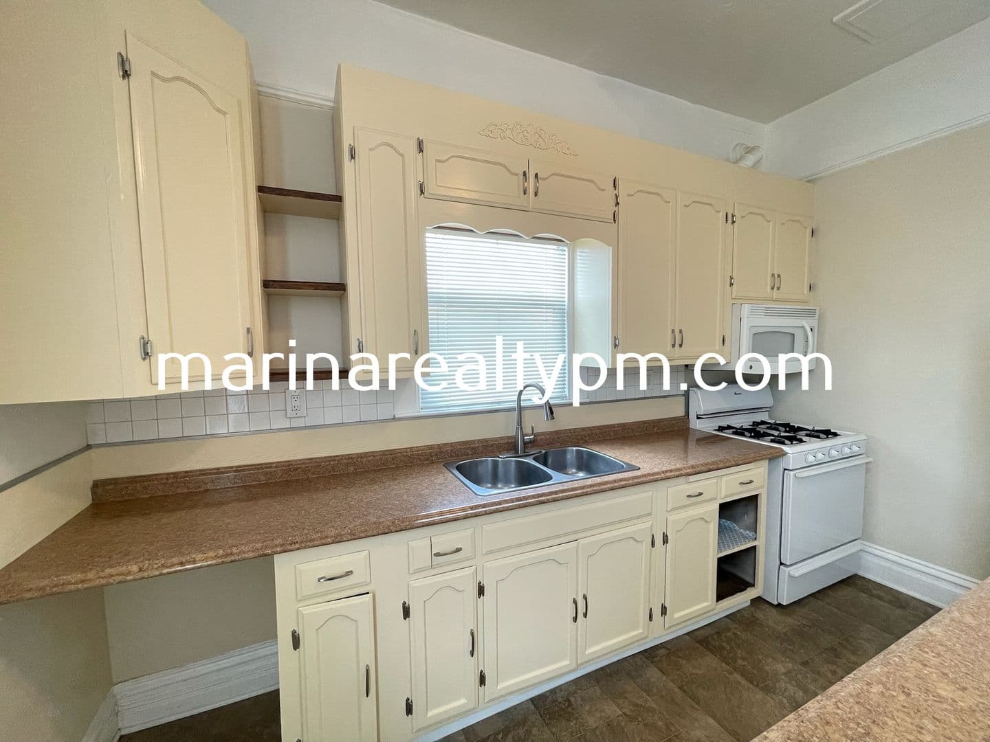 Vallejo Apartment: 1319 #6-#5-#4 Sonoma &1323 Sonoma Blvd