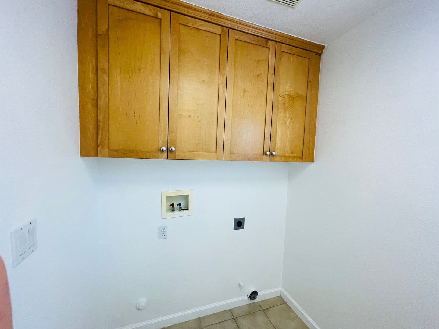 Vallejo House: 4285 Bromley Ct