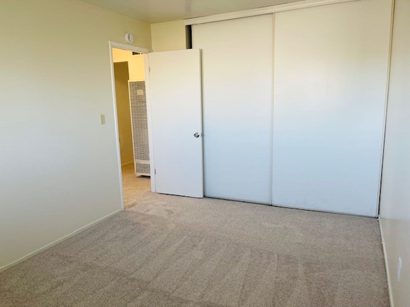 Vallejo Apartment: 411 - 417 Florida St
