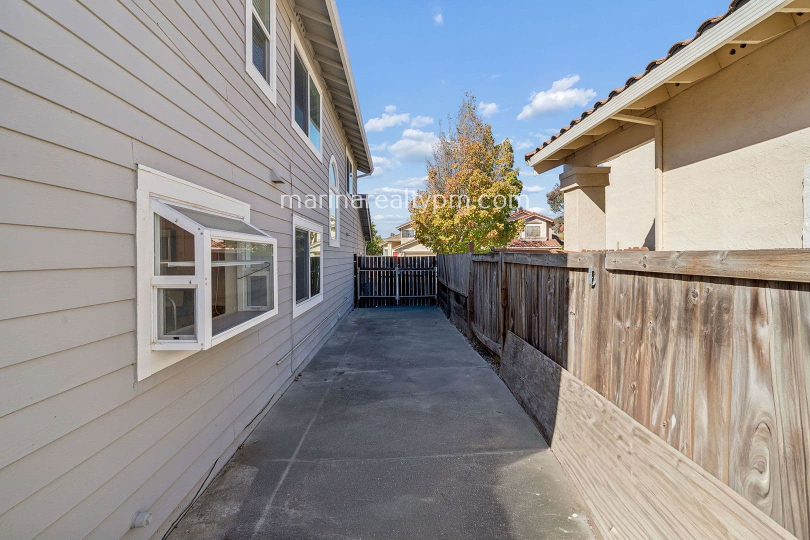 Vallejo House: 103 Bolton Way Vallejo