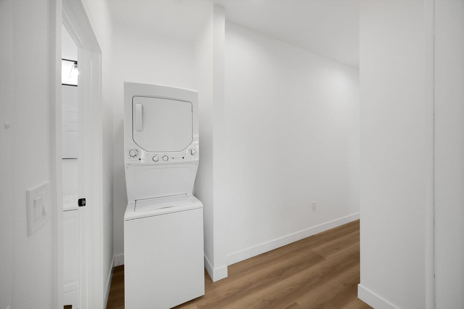 Garden Grove Apartment: 12571 Kensington Lane