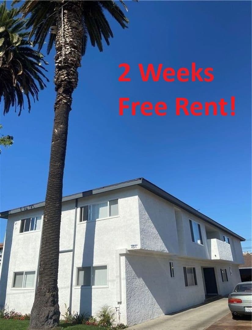 Hawthorne Apartment: 4821 W. 117th Street