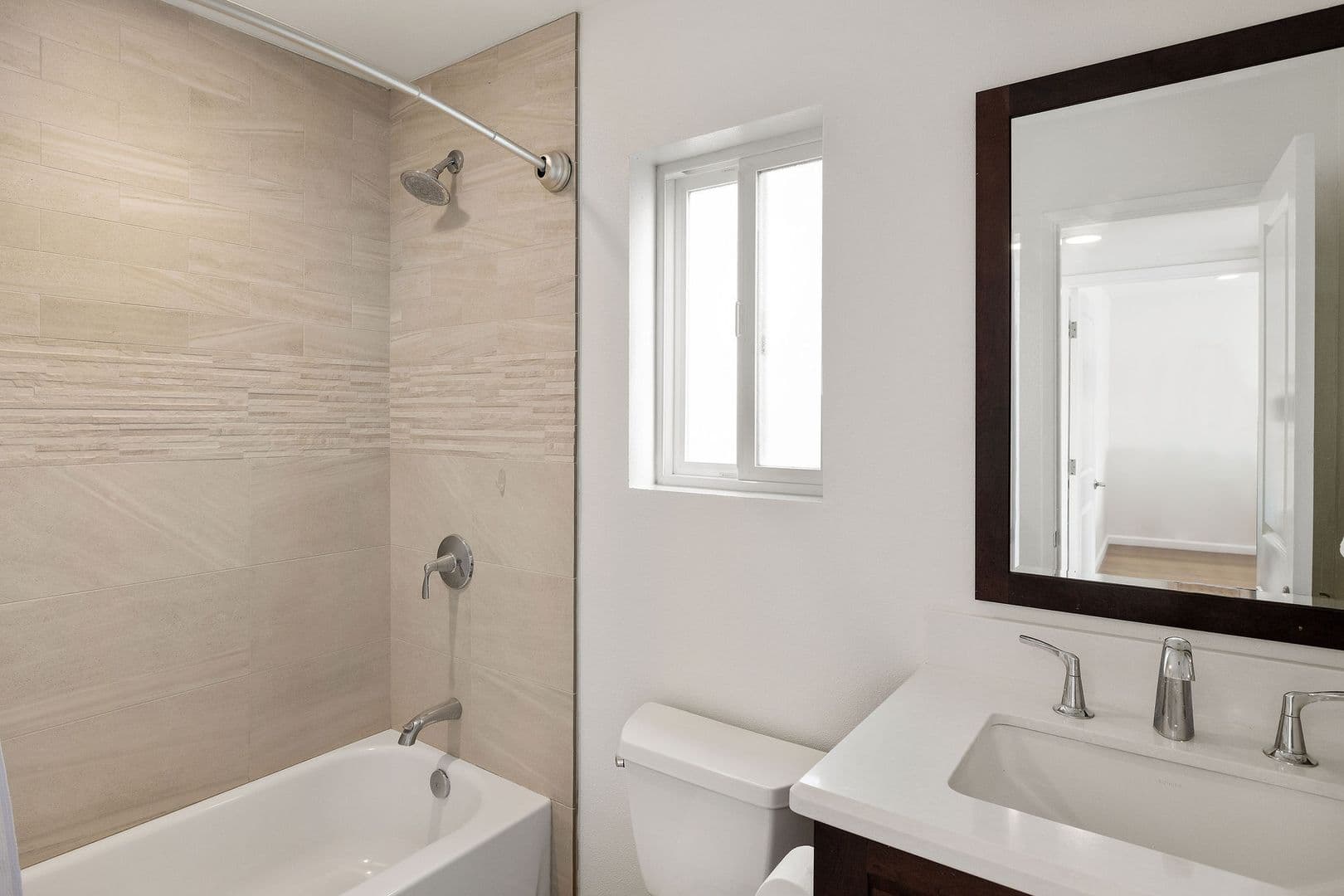 Hermosa Beach House: 49 15th Street #A